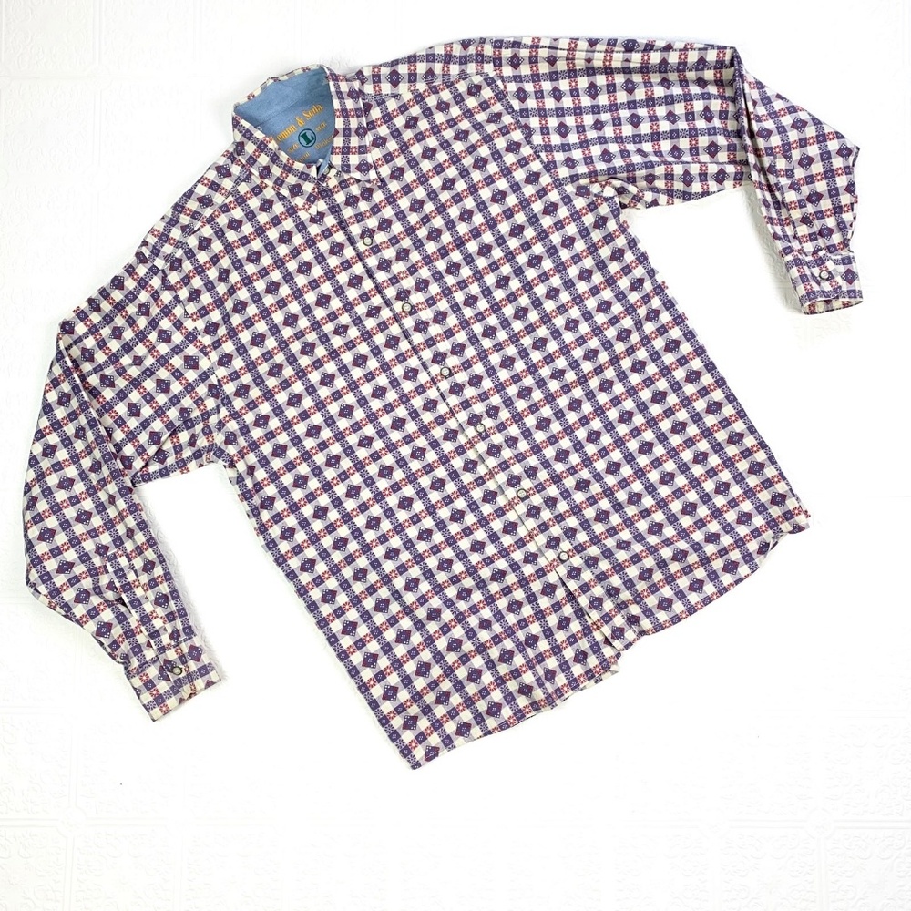 Lemon & Soda large button up shirt